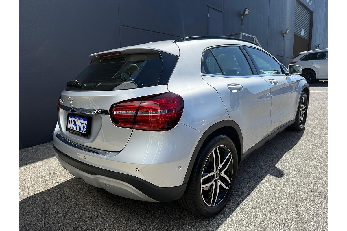 2019 Mercedes-Benz GLA-Class GLA180 X156