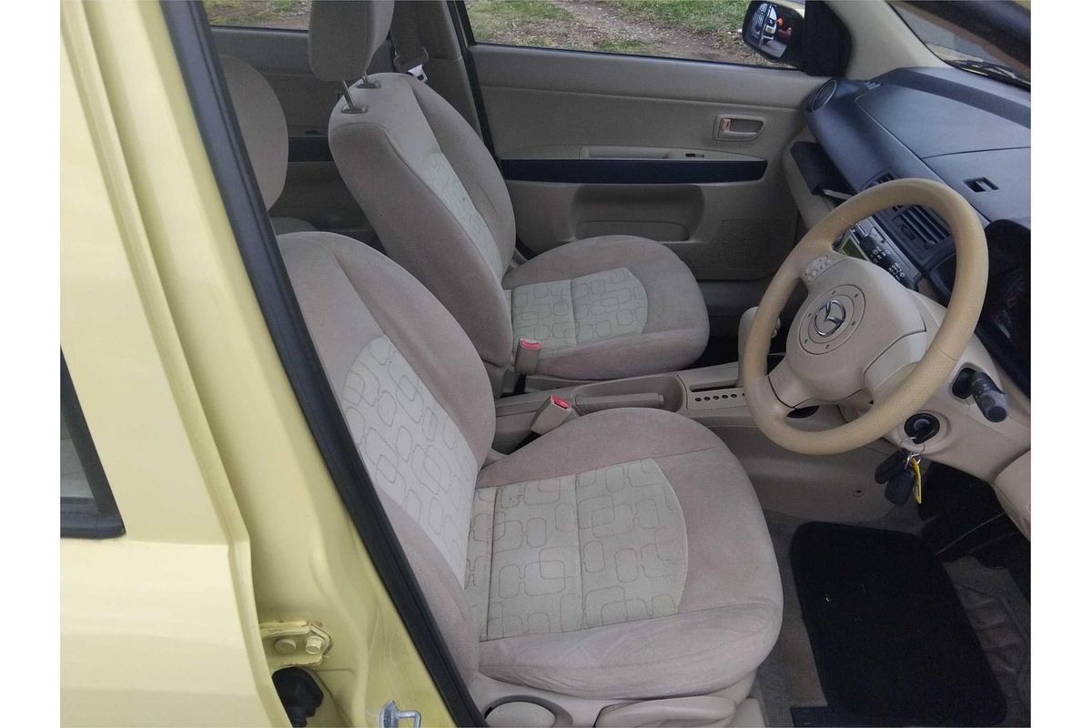 2002 Mazda 2 Maxx DY Series 1