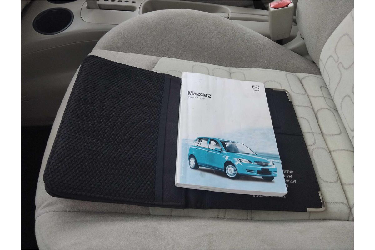 2002 Mazda 2 Maxx DY Series 1