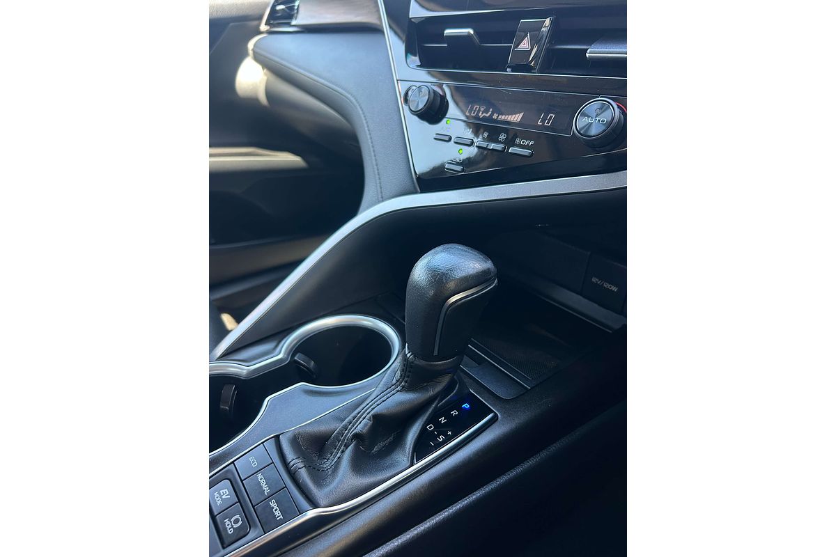 2021 Toyota Camry SL AXVH70R