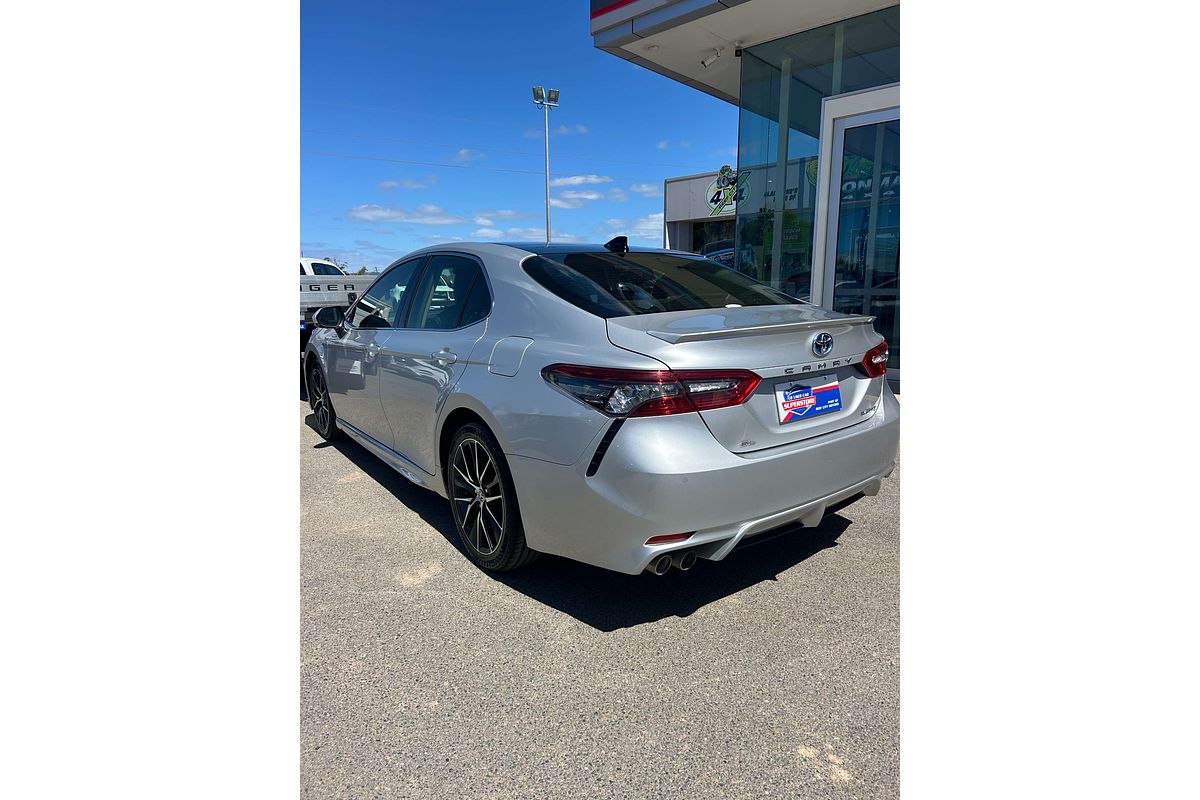 2021 Toyota Camry SL AXVH70R