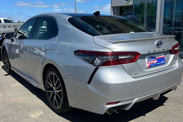 2021 Toyota Camry SL AXVH70R