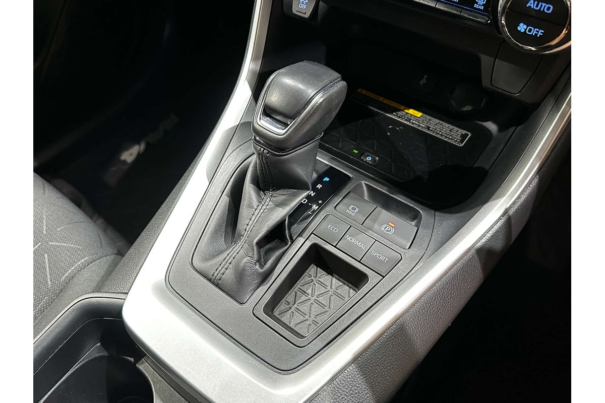 2020 Toyota RAV4 GXL MXAA52R