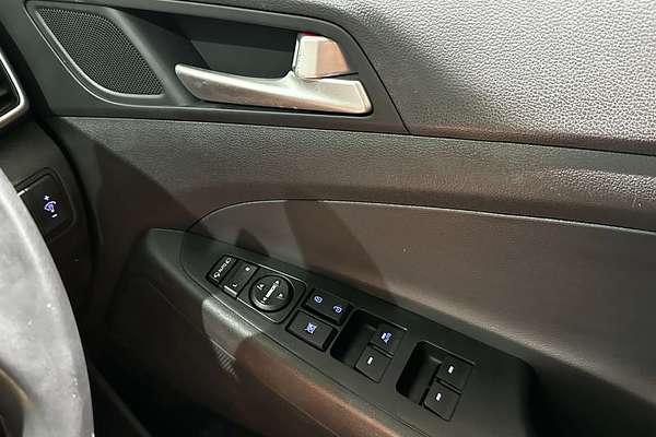 2020 Hyundai Tucson Active X TL4