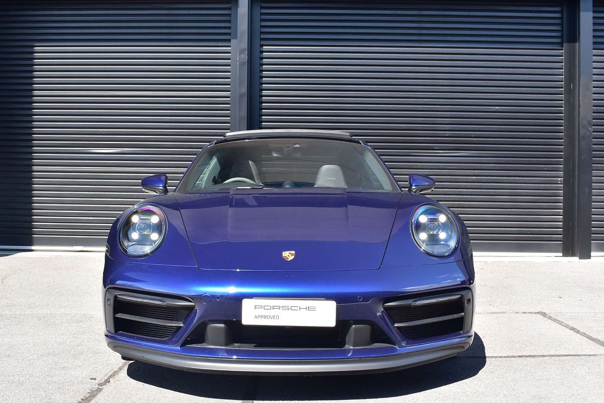 2022 Porsche 911 Carrera GTS 992