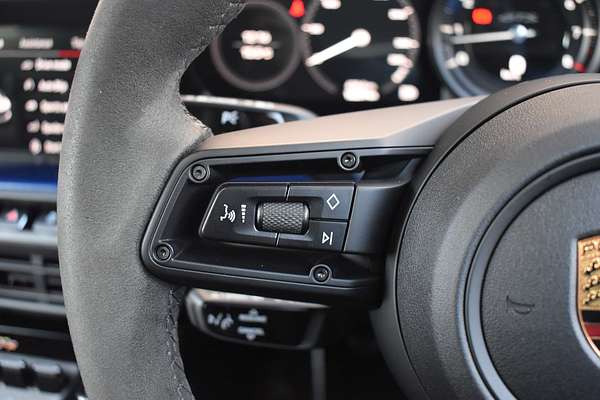 2022 Porsche 911 Carrera GTS 992