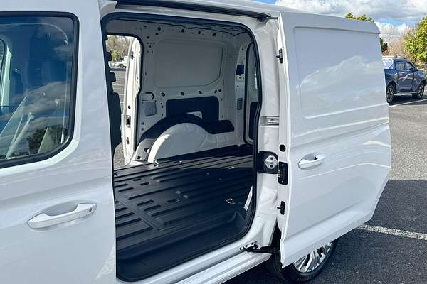 2025 Volkswagen Caddy TSI220 5 LWB