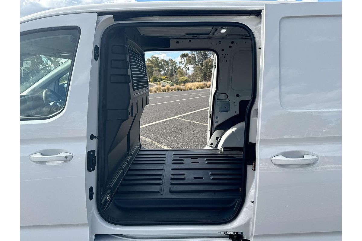 2025 Volkswagen Caddy TSI220 5 LWB