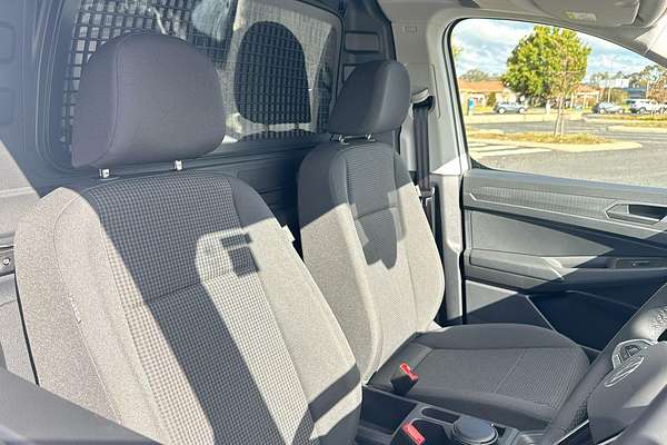2025 Volkswagen Caddy TSI220 5 LWB