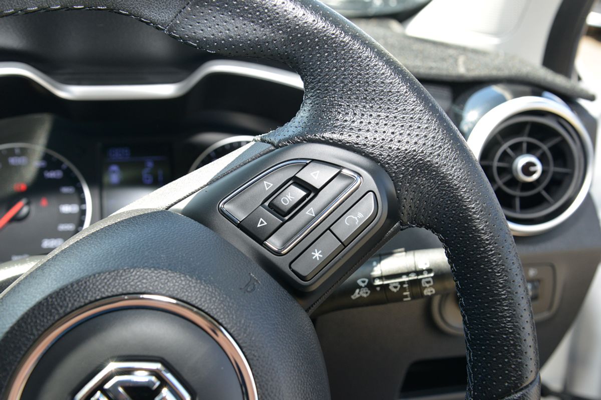 2022 MG ZS Excite AZS1