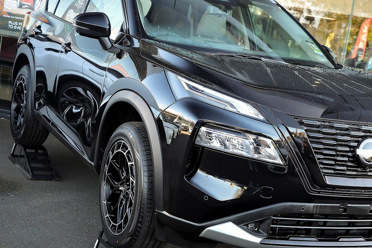 2025 Nissan X-TRAIL Ti T33