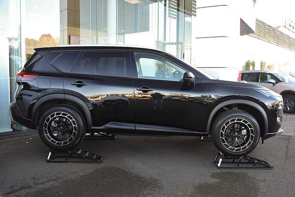 2025 Nissan X-TRAIL Ti T33