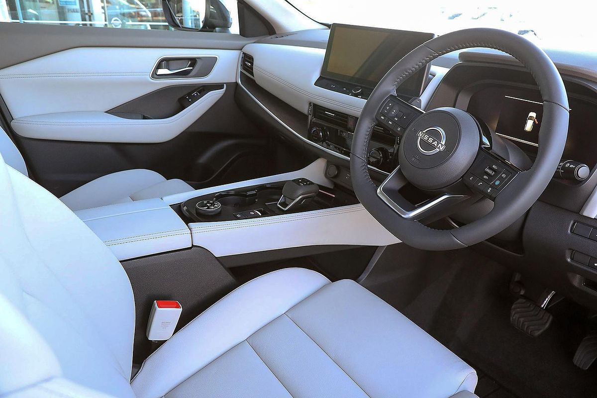 2025 Nissan X-TRAIL Ti T33