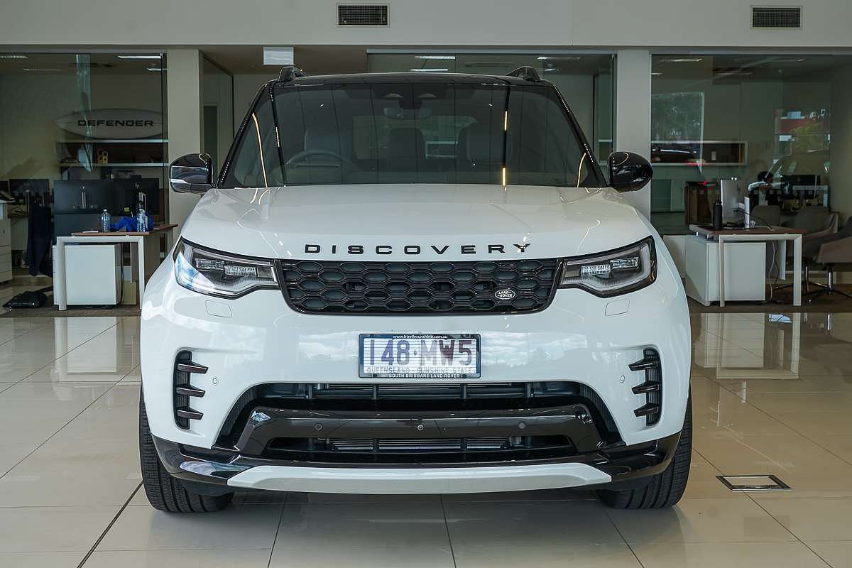 2024 Land Rover Discovery D300 Dynamic SE Series 5