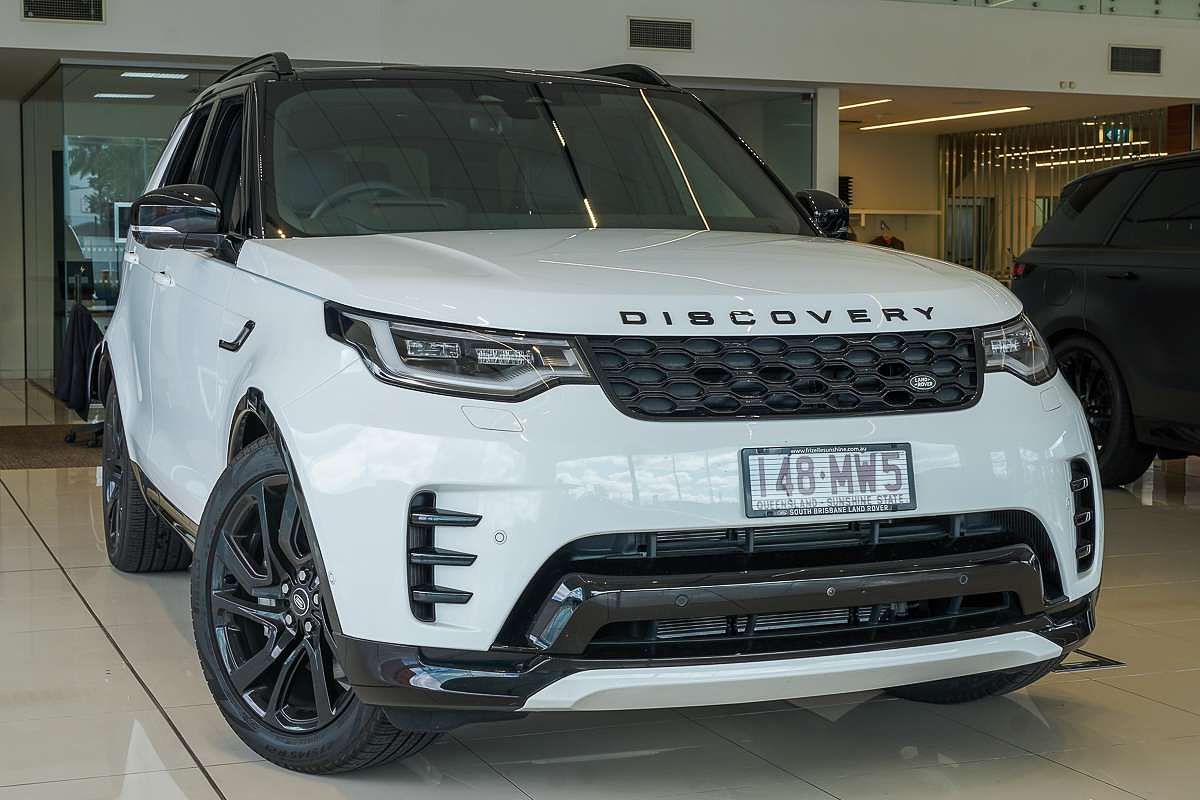 2024 Land Rover Discovery D300 Dynamic SE Series 5