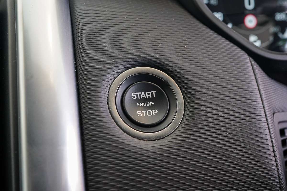 2024 Land Rover Discovery D300 Dynamic SE Series 5