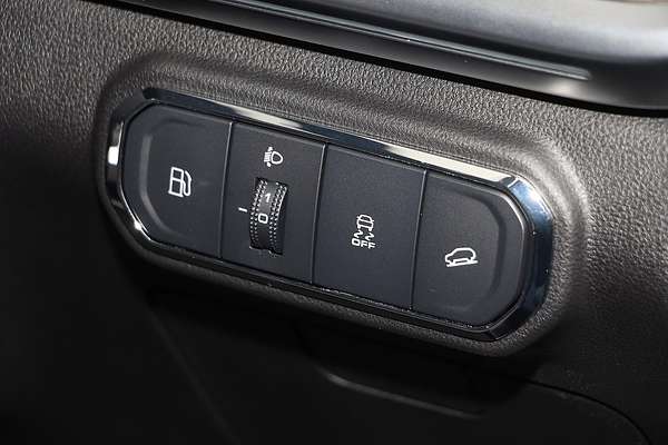 2025 GWM Cannon Alpha Lux PHEV P05 4X4