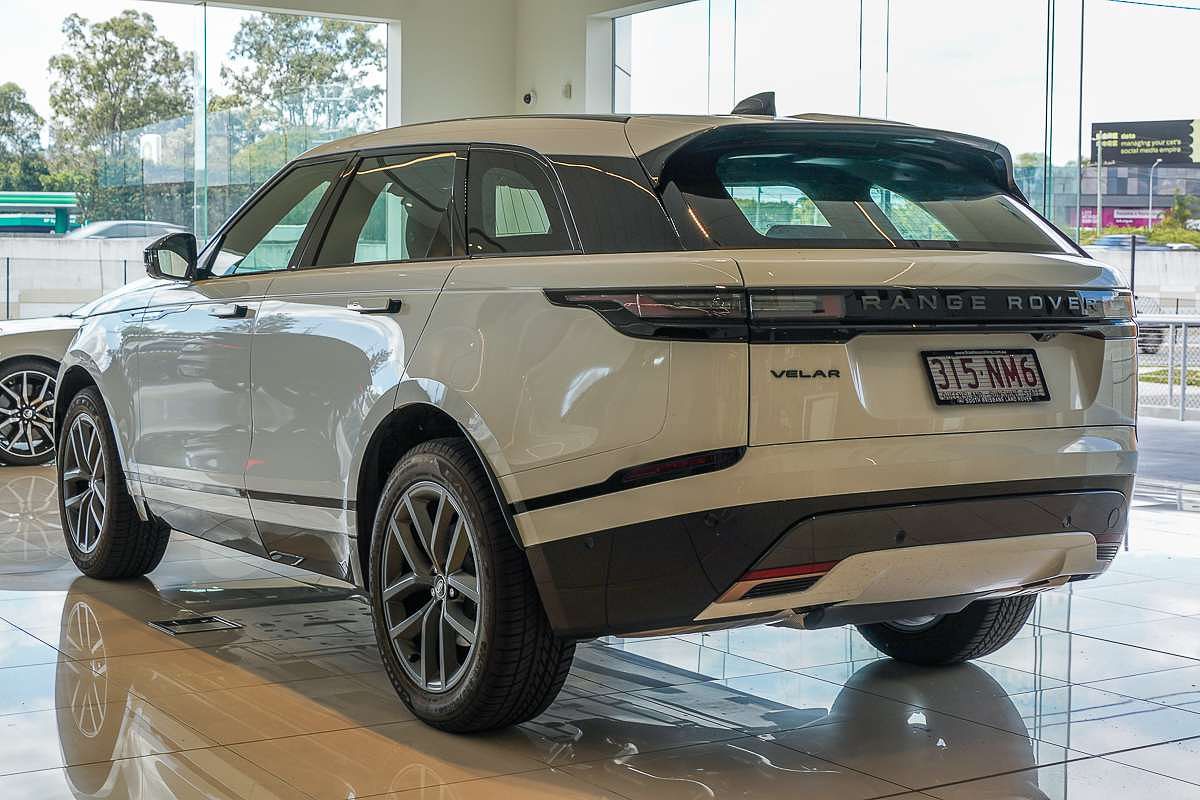 2024 Land Rover Range Rover Velar P250 Dynamic SE L560