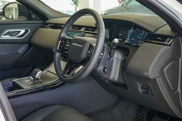 2024 Land Rover Range Rover Velar P250 Dynamic SE L560