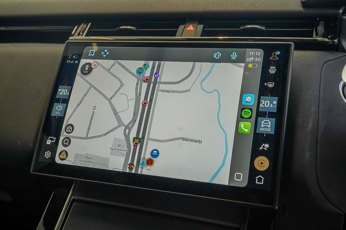 2024 Land Rover Range Rover Velar P250 Dynamic SE L560