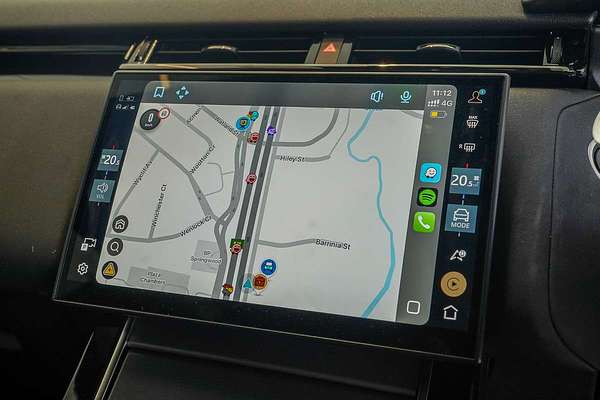 2024 Land Rover Range Rover Velar P250 Dynamic SE L560