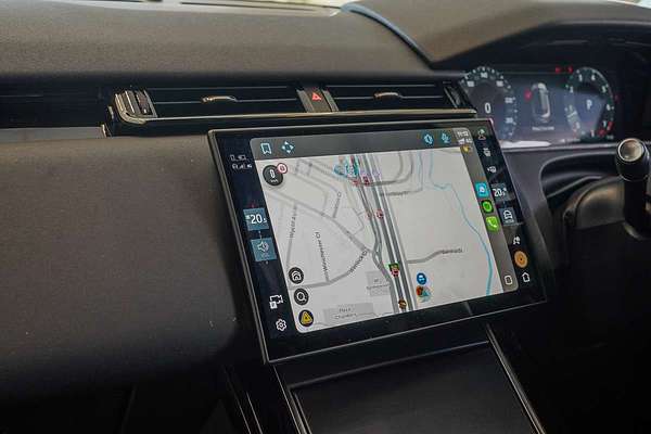 2024 Land Rover Range Rover Velar P250 Dynamic SE L560