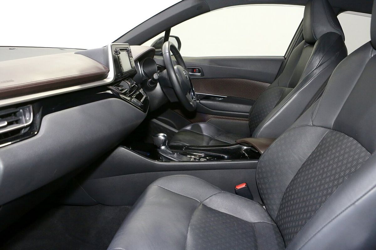 2017 Toyota C-HR Koba NGX50R