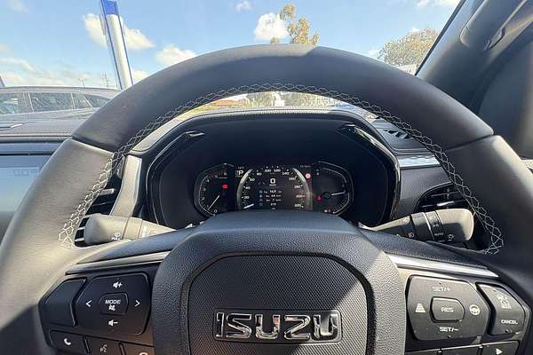 2025 Isuzu D-MAX LS-U  4X4