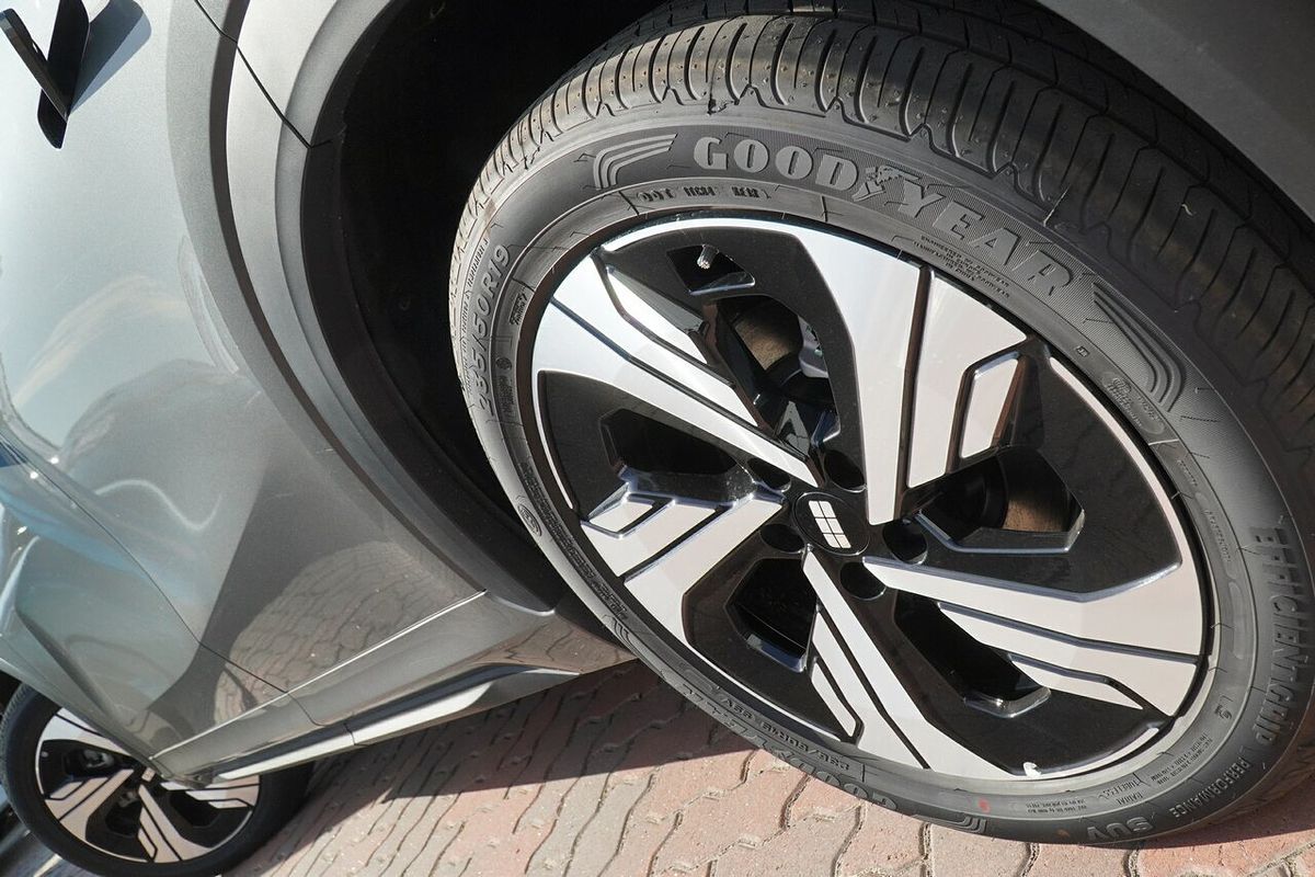 2025 Geely EX5 Inspire E245