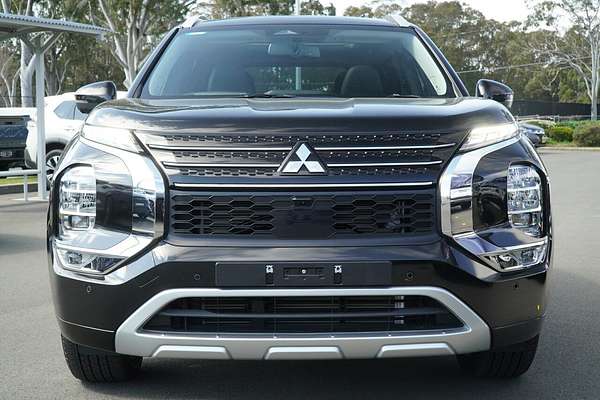 2024 Mitsubishi Outlander Exceed ZM