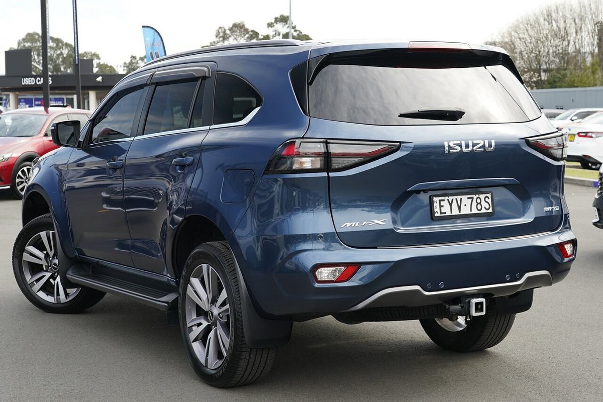 2023 Isuzu MU-X LS-T