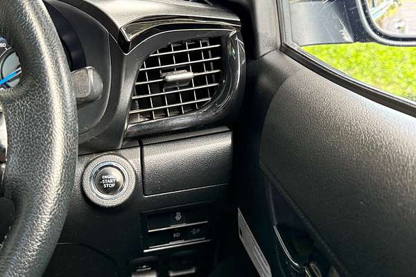 2021 Toyota Hilux Rugged X GUN126R 4X4