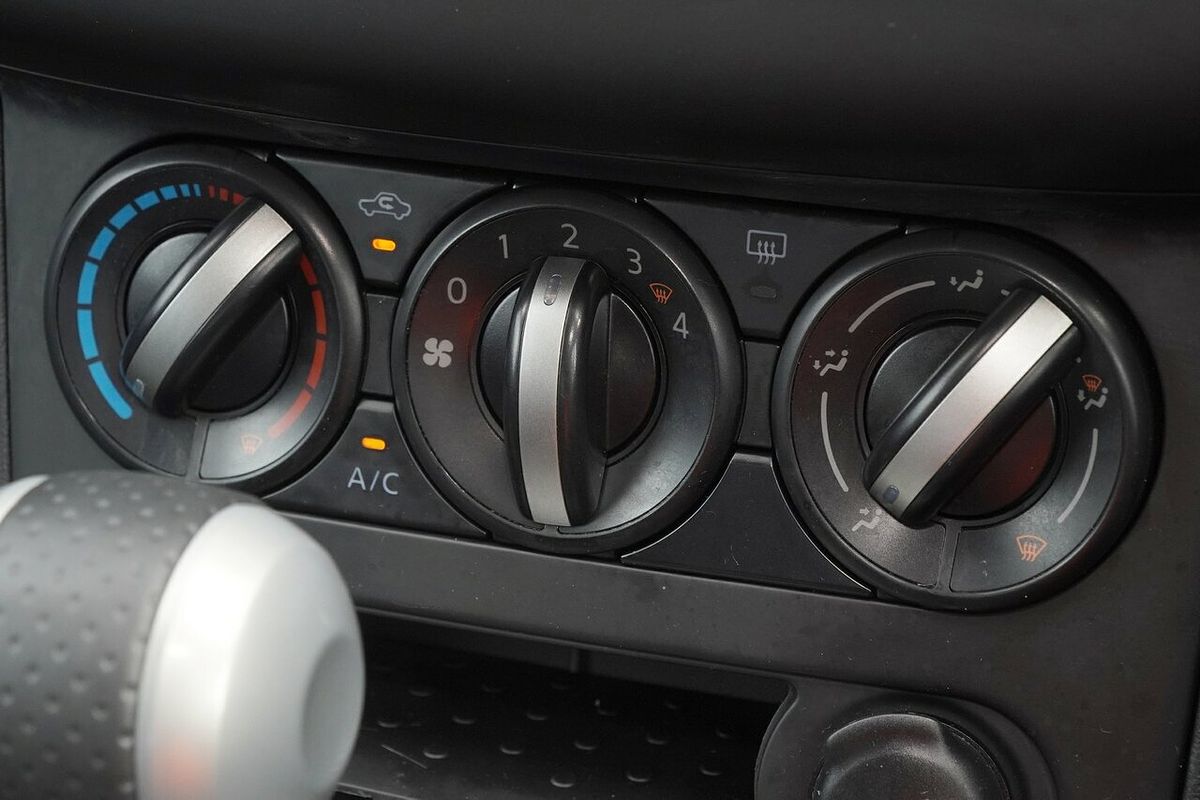 2011 Nissan Dualis ST J10 Series II