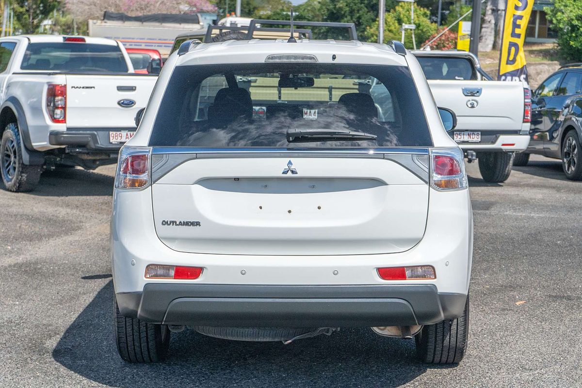2013 Mitsubishi Outlander LS ZJ