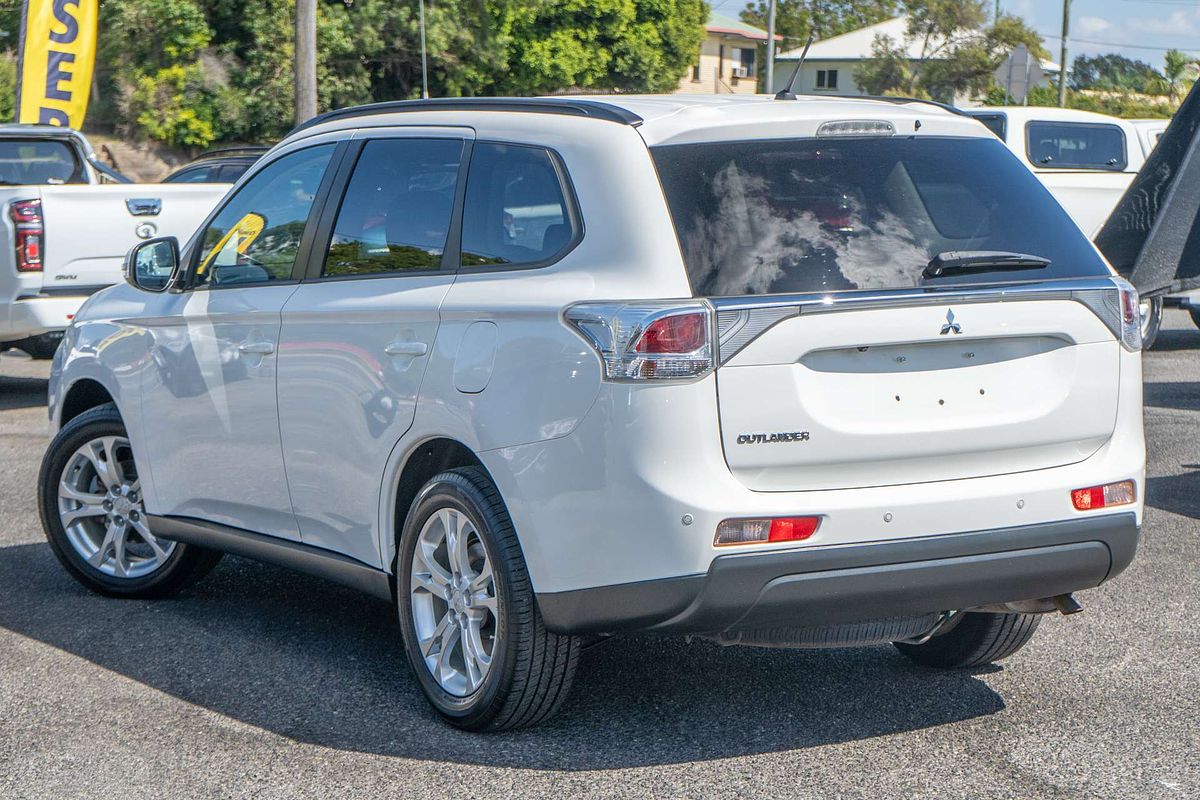 2013 Mitsubishi Outlander LS ZJ