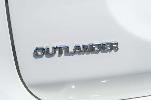 2013 Mitsubishi Outlander LS ZJ