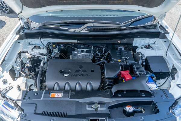 2013 Mitsubishi Outlander LS ZJ