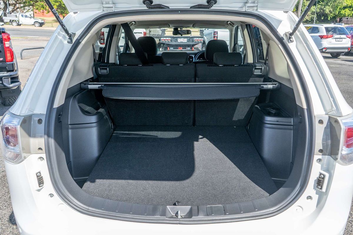 2013 Mitsubishi Outlander LS ZJ