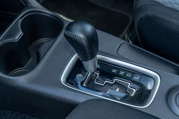 2013 Mitsubishi Outlander LS ZJ