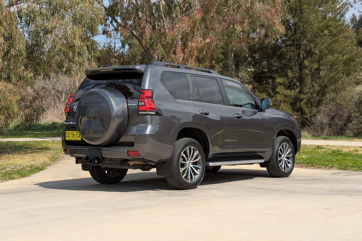 2022 Toyota Landcruiser Prado Kakadu GDJ150R