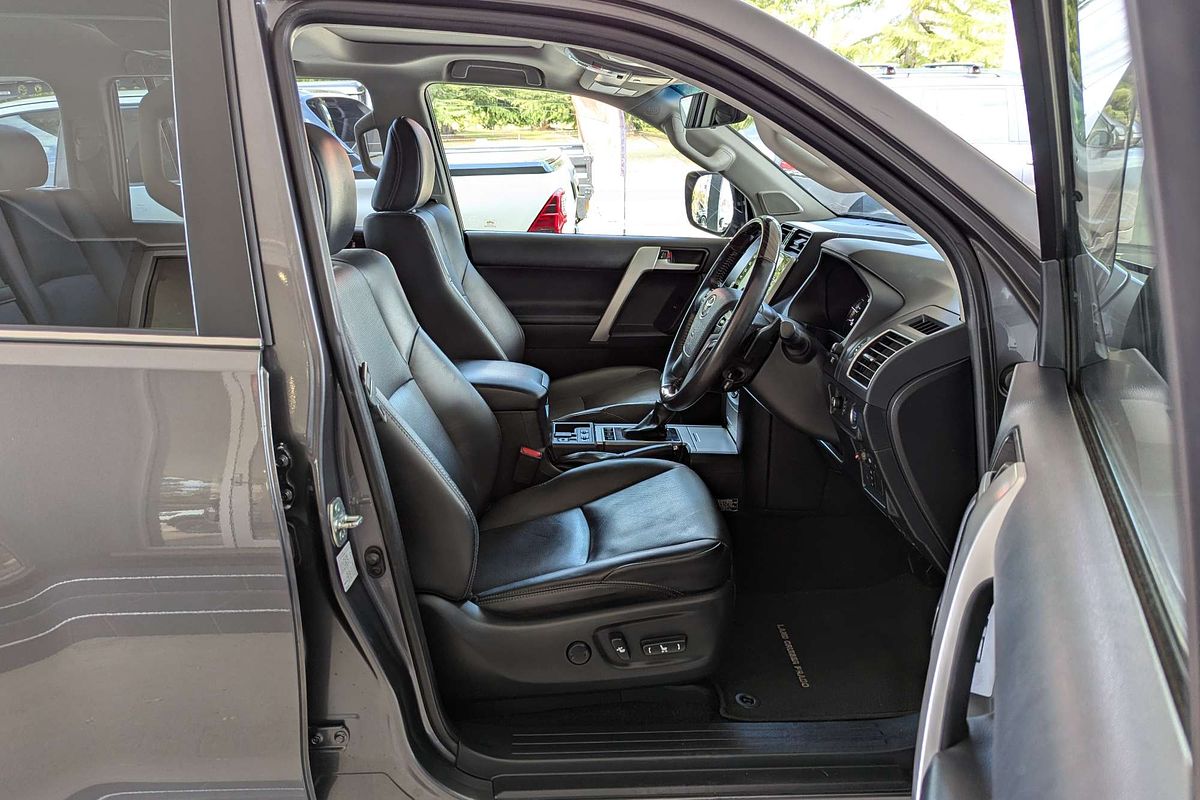 2022 Toyota Landcruiser Prado Kakadu GDJ150R