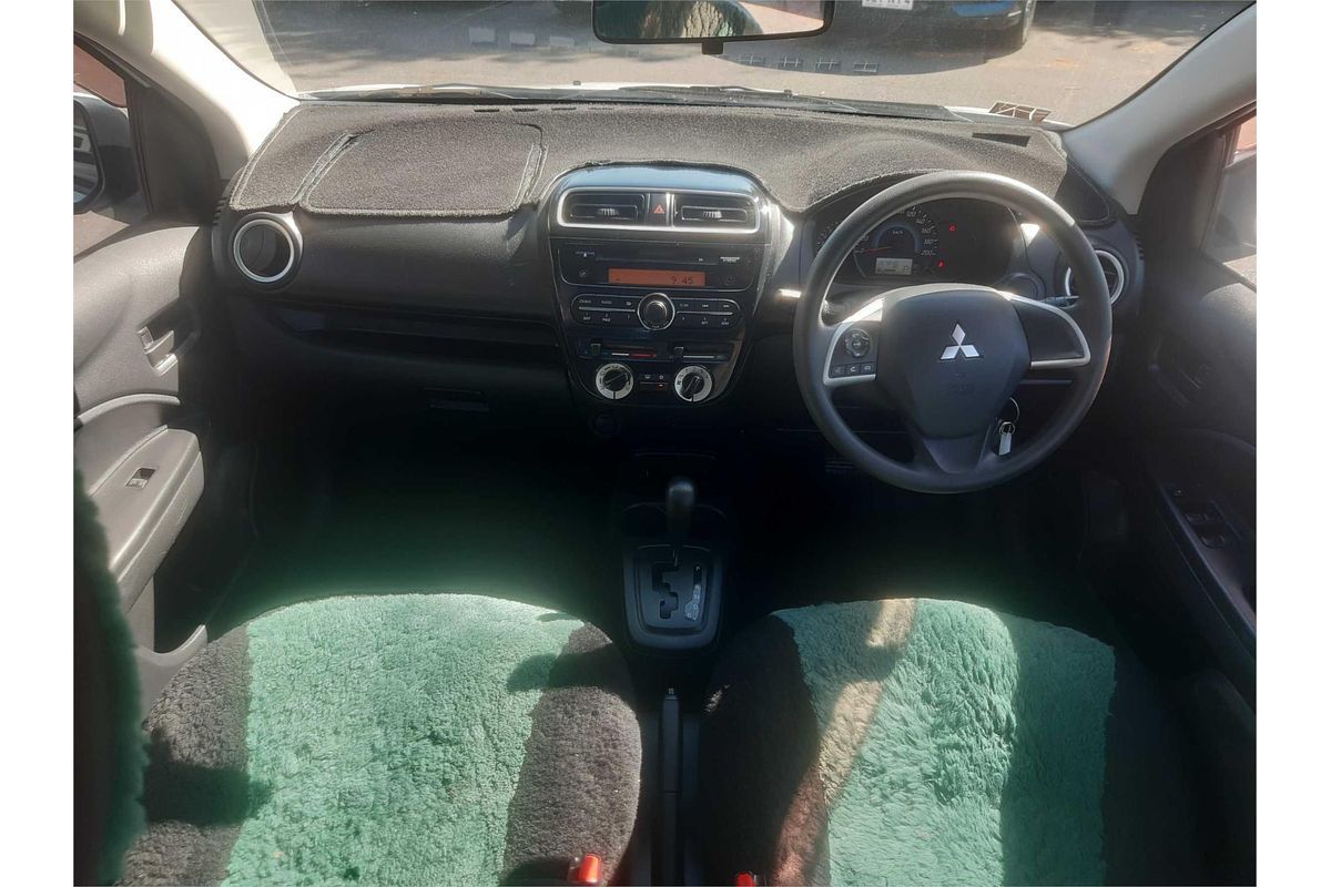 2015 Mitsubishi Mirage ES LA