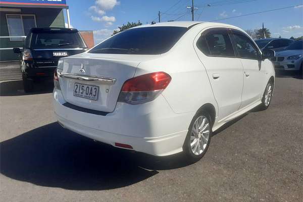 2015 Mitsubishi Mirage ES LA
