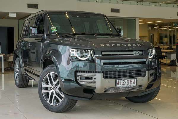 2025 Land Rover Defender 110 P400e X-Dynamic SE L663