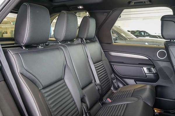2024 Land Rover Discovery D350 Dynamic SE Series 5