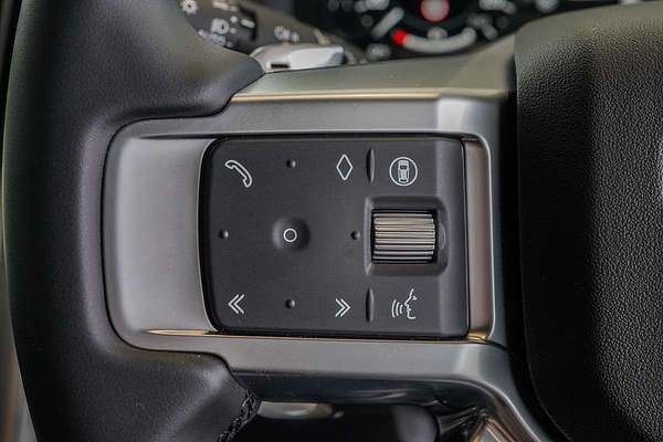 2024 Land Rover Discovery D350 Dynamic SE Series 5