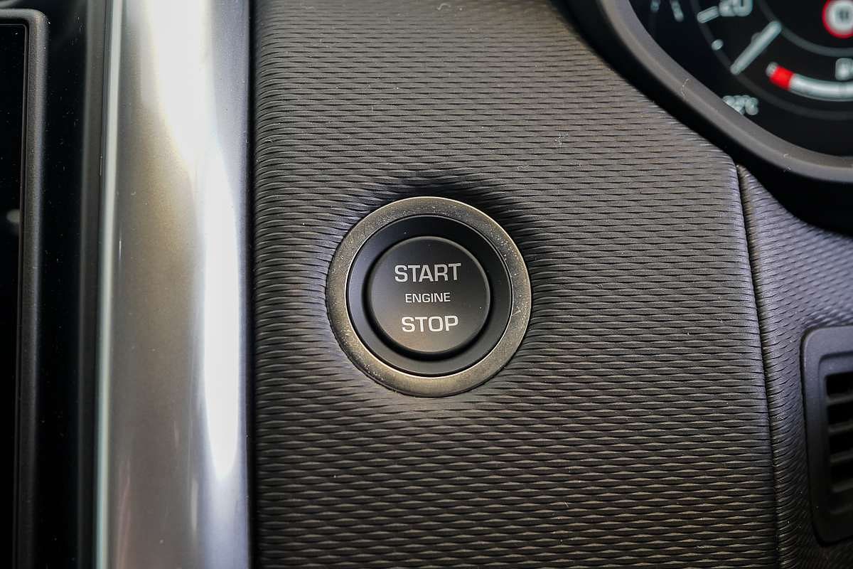 2024 Land Rover Discovery D350 Dynamic SE Series 5