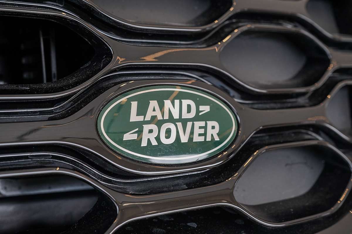 2024 Land Rover Discovery D350 Dynamic SE Series 5