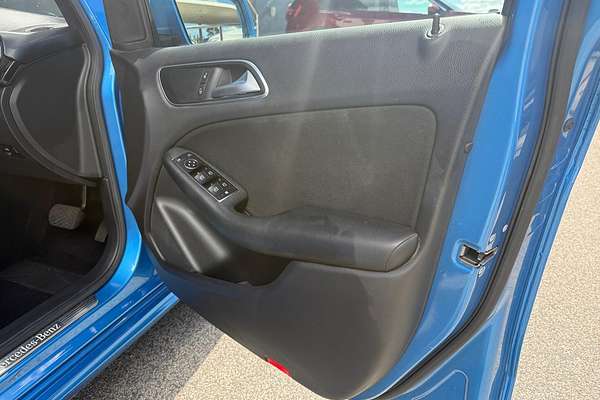 2014 Mercedes-Benz B-Class B180 W246
