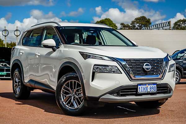 2024 Nissan X-TRAIL ST T33